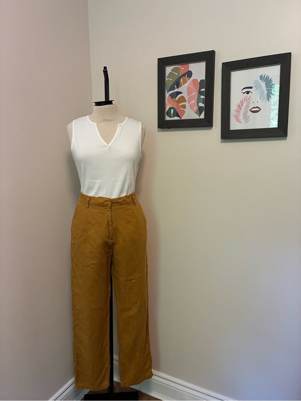 Wide-Leg High-Rise Pants in Mustard Yellow